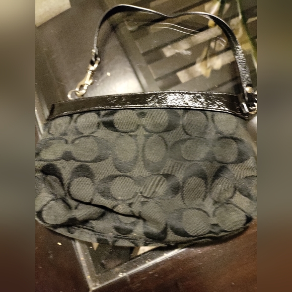 Coach Black Signature Wristlet - Picture 2 of 6